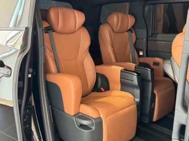 555536812_1219609276975326_3131943320359517822_n