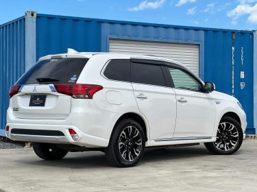 570063569_18063168764436794_8467480410577972684_n