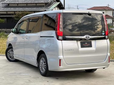 572922265_18064264448436794_2992347416572028703_n