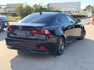 573830786_18060846509631295_2005923513766495620_n