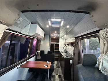 574326454_823127994012711_4828069067192136551_n