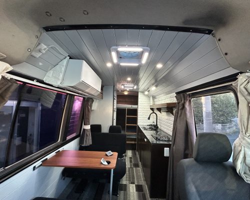 574326454_823127994012711_4828069067192136551_n