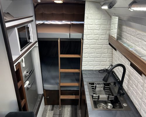 576481174_823128000679377_3338618952728570143_n