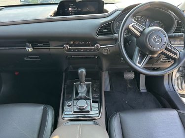 MAZDA-CX-30-G120425GM