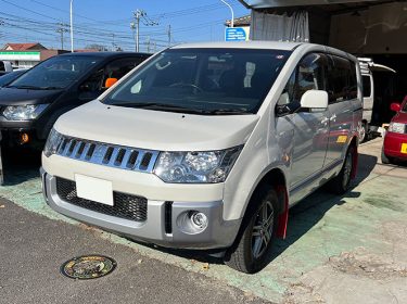 MITSUBISHI-DELICA-C281223GM