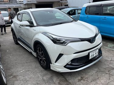 TOYOTA-C-HR-A300524GM-1