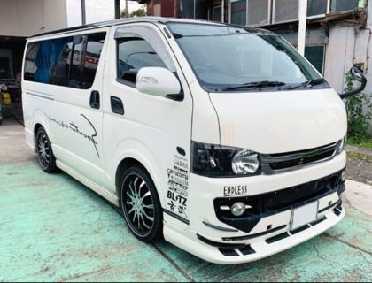 TOYOTA-HIACE-A011121GM