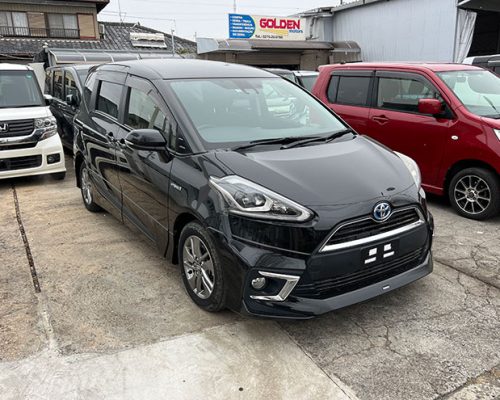 TOYOTA-SIENTA-C260324GM-1