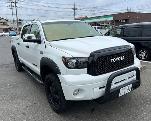 TOYOTA-TUNDRA-A270424GM-1