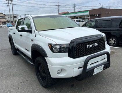 TOYOTA-TUNDRA-A270424GM