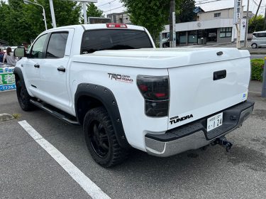 TOYOTA-TUNDRA-D270424GM