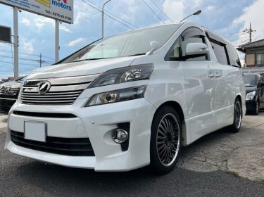 TOYOTA-VELLFIRE-G270622GM