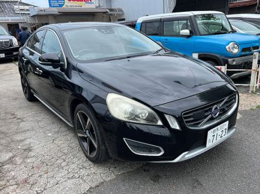 VOLVO-S60-A270424GM-1