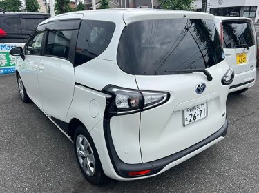imgi_10_TOYOTA-SIENTA-E050725GM
