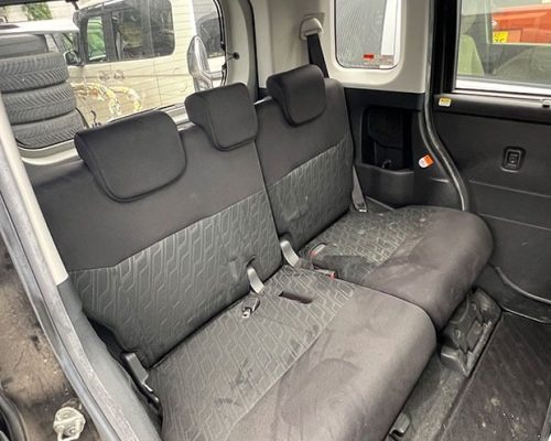 imgi_14_TOYOTA-ROOMY-H050725GM