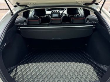 imgi_14_veiculo_18_1747972299_11