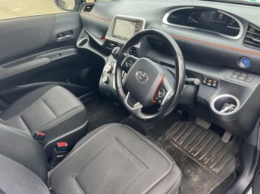 imgi_15_TOYOTA-SIENTA-J050725GM