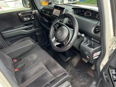 imgi_16_HONDA-N-BOX-K050725GM