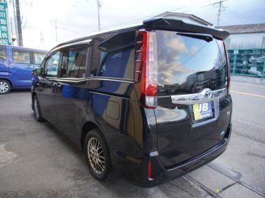 imgi_6_veiculo_426_1765357413_3