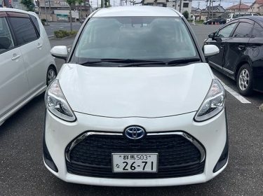 imgi_7_TOYOTA-SIENTA-B050725GM