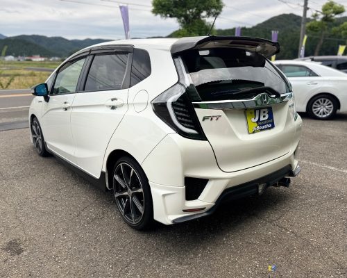 imgi_7_veiculo_150_1758693023_13