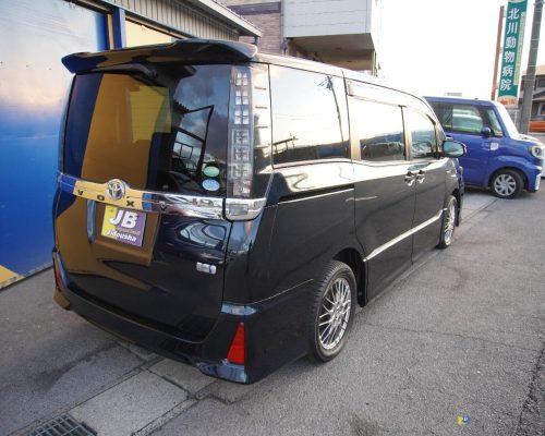 imgi_8_veiculo_425_1765368241_5