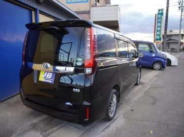 imgi_8_veiculo_426_1765357413_5