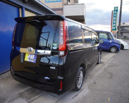 imgi_8_veiculo_426_1765357413_5