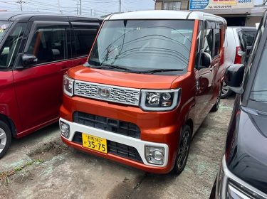 imgi_9_DAIHATSU-WAKE-C050725GM-1